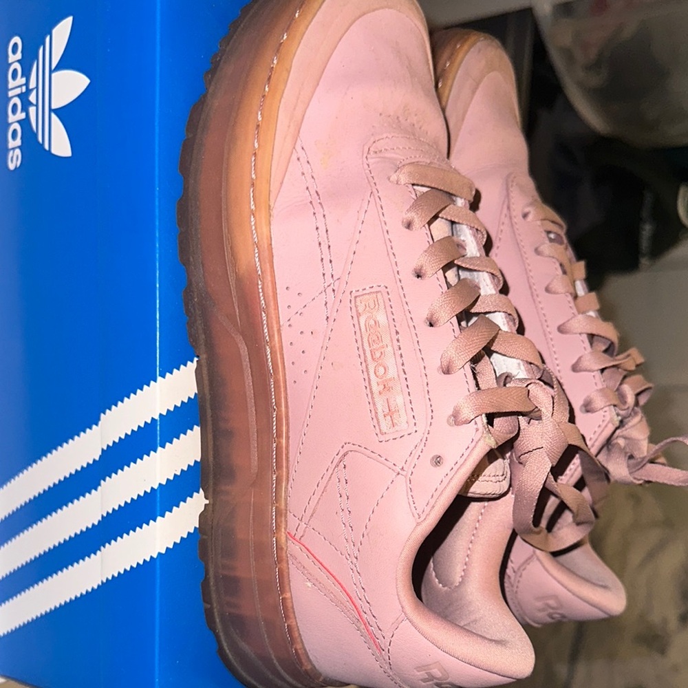 Reebok Women's Pink Sneakers